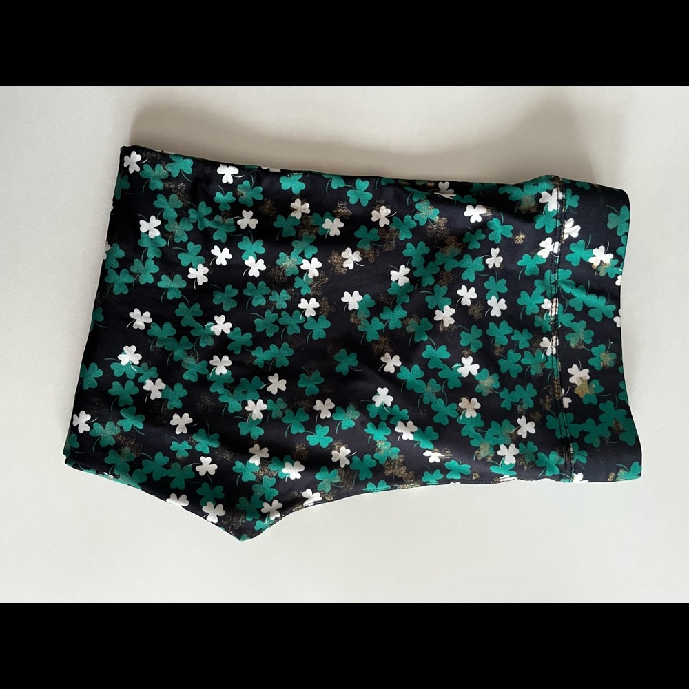 Tipsy elves shamrock leggings.